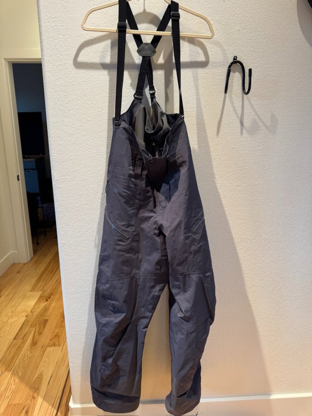 Patagonia PowSlayer GORE-TEX Pro Ski Bibs XL Storm Blue - Picture 3 of 11
